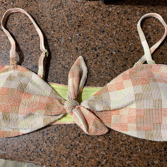 Aerie bikini top - poppy fun - Picture 1 of 2